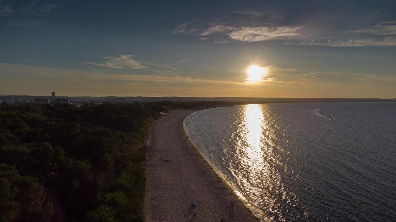 Seaside Mansion - Nadmorze Apartman Gdańsk Kültér fotó